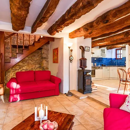 Semesterbostad Old Stonehouse Stari San *