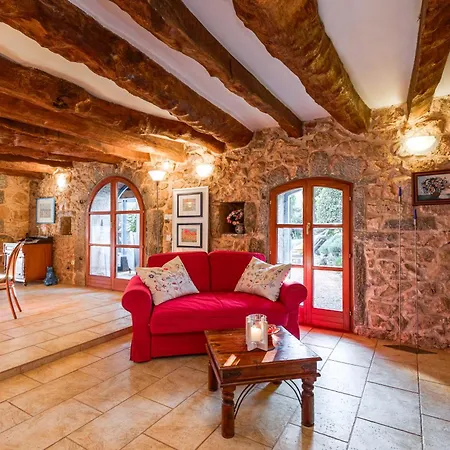 Old Stonehouse Stari San *