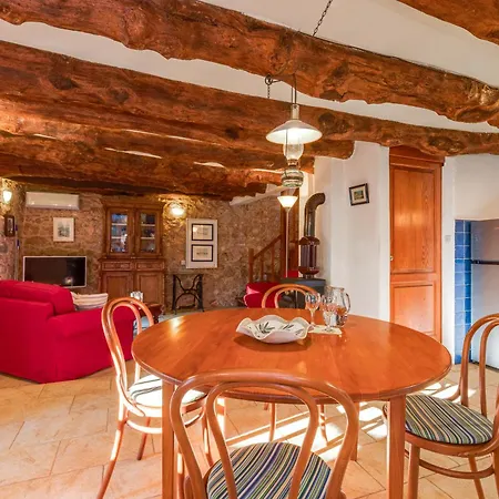 펜션 Old Stonehouse Stari San